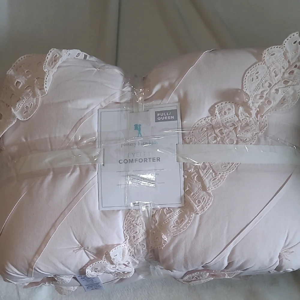 Pottery Barn Kids Light Pink Ruffled Comforter